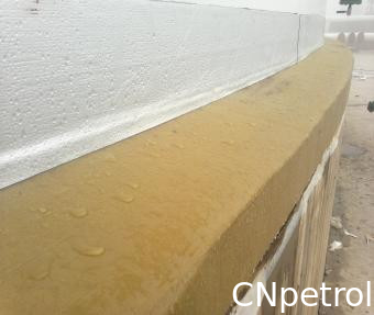 Soft Brown Petrolatum Primer To Strong The Adhesion Of Tapes And Mastics