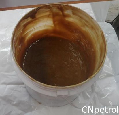 Soft Brown Petrol Paste To Strong The Adhesion Of Tapes And Mastics