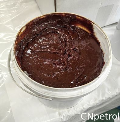 Soft Brown Petrol Paste To Strong The Adhesion Of Tapes And Mastics