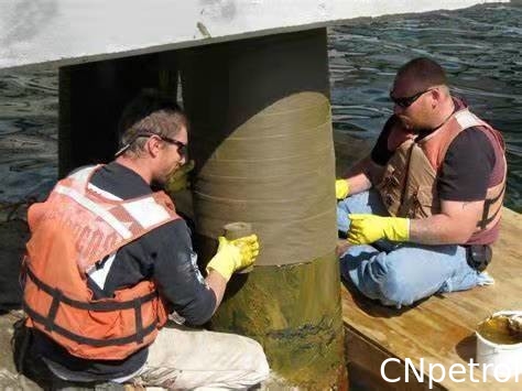Soft Brown Petrolatum Primer To Strong The Adhesion Of Tapes And Mastics